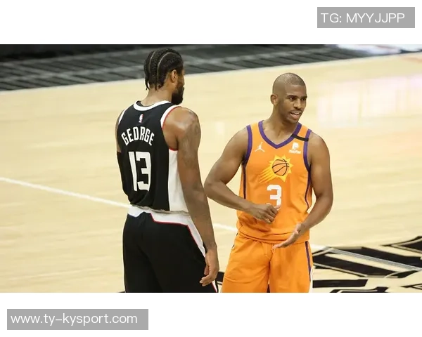 斯坦范甘迪称太阳顾问克利福德赞布克为杰出领袖之一