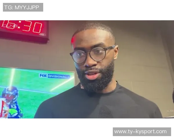 杰伦布朗盛赞安芬尼西蒙斯本赛季精彩表现展现无与伦比的实力