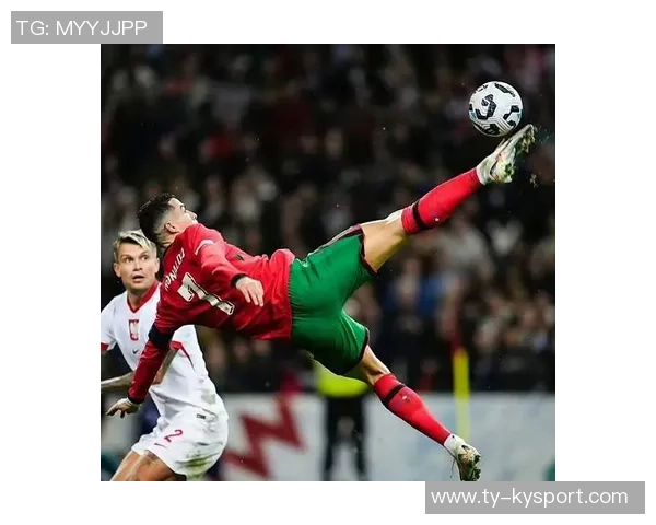 C罗精彩表现数据分析8射4正传射门得分失点中框关键传球评分70